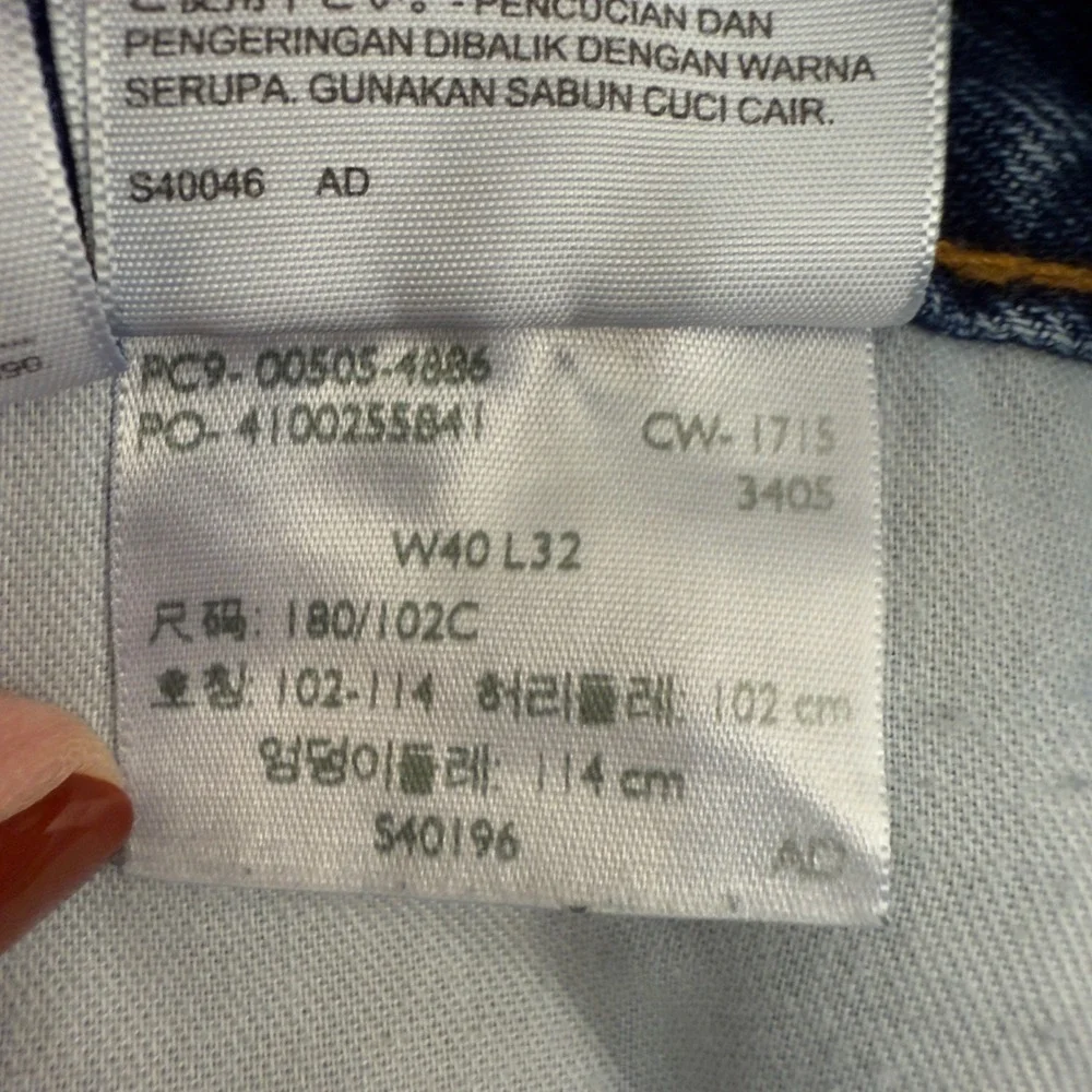 Levi's 505 Regular Fit Jeans Mens W40‎ L32 Medium Wash Denim Pants